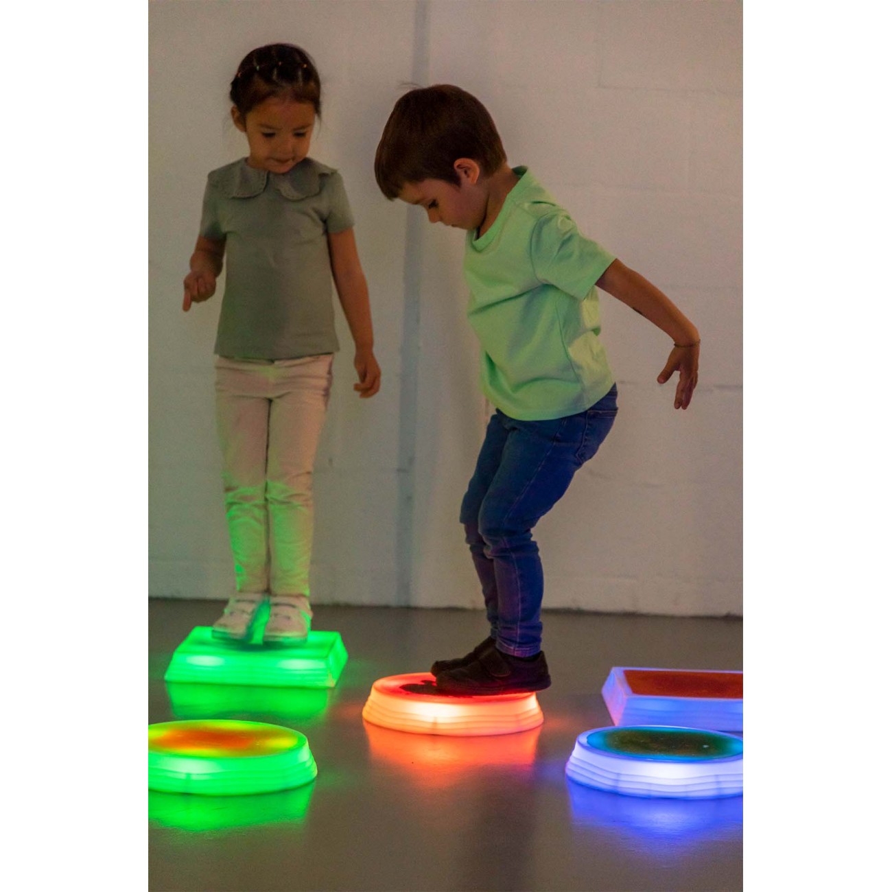 Bases Cuadradas con Líquido e Iluminación LED – Set de 6 - Imagen 4