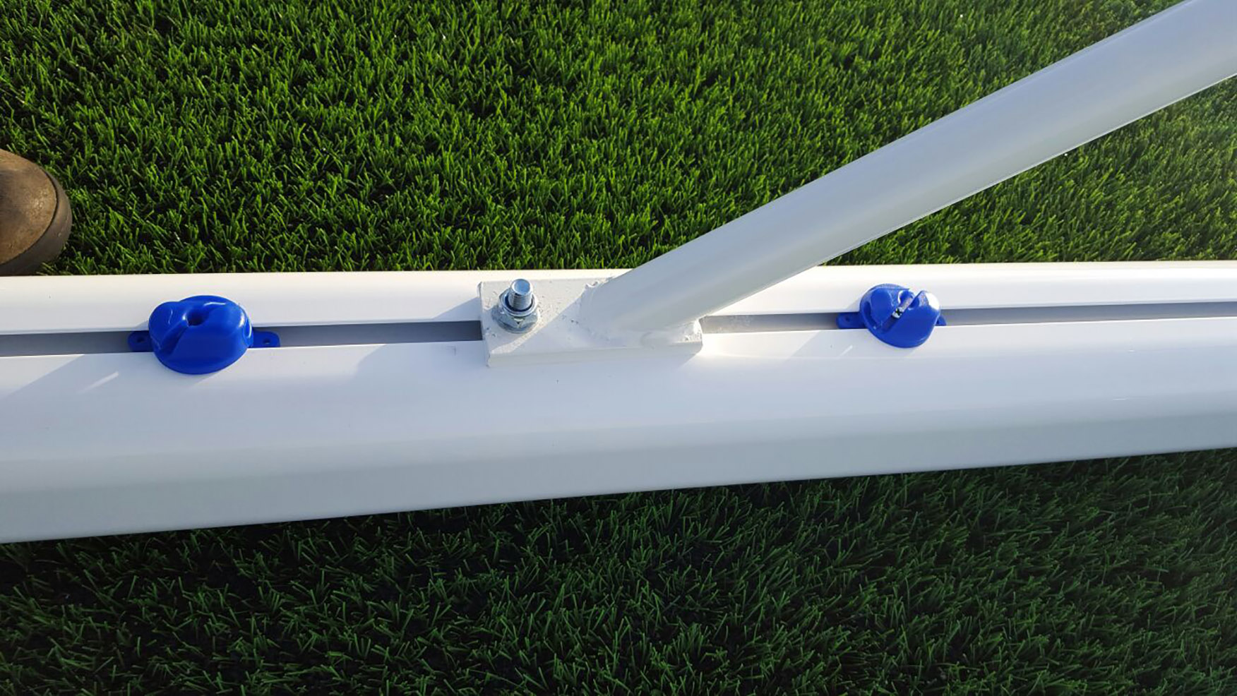 Juego porterías aluminio fútbol 7 120x100 mm fijas - Imagen 4