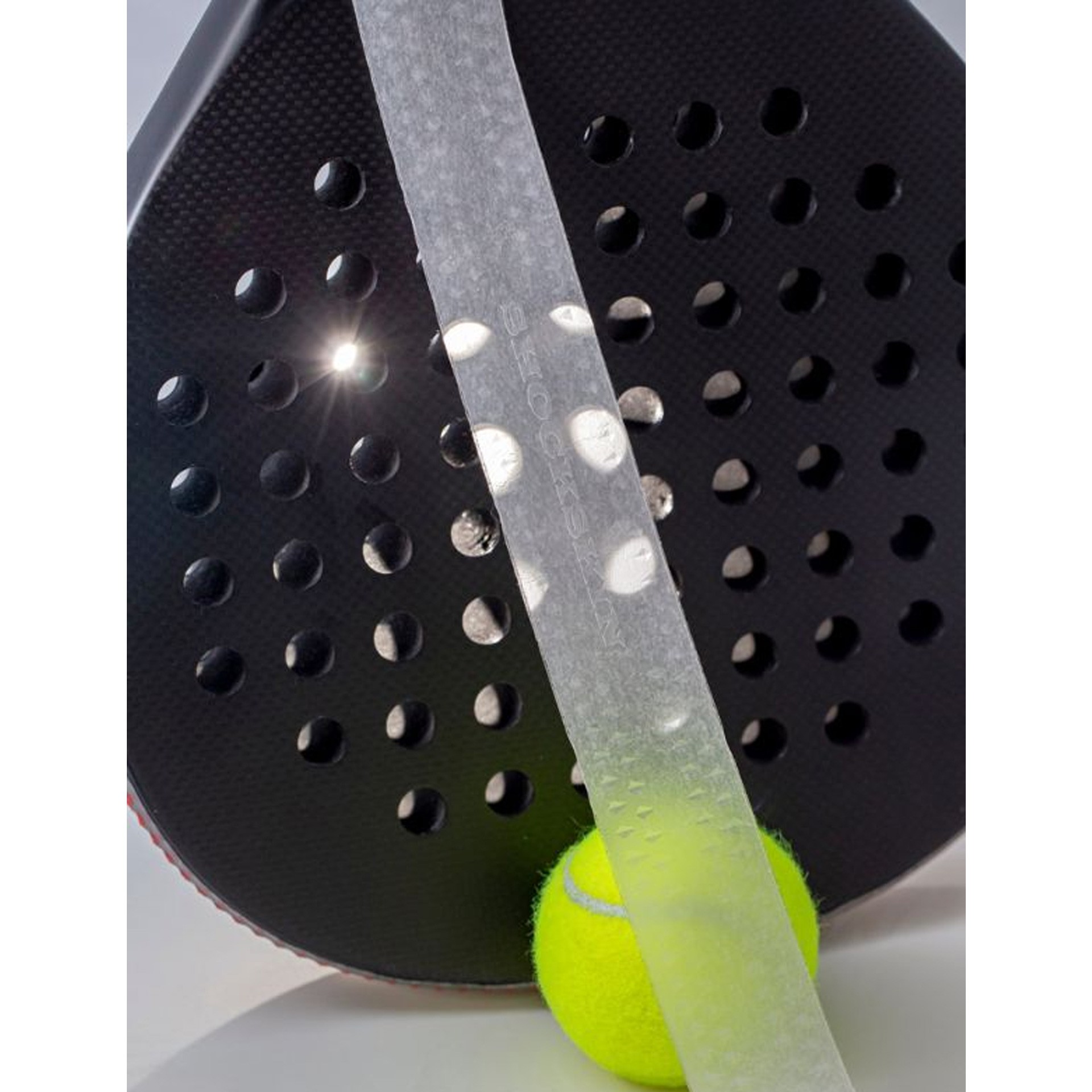 Protector de pala de pádel shockout shockskin transparente - Imagen 4