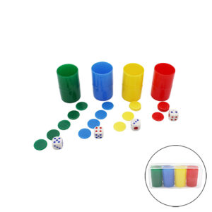 Pack 4 cubiletes con fichas de parchís y dados